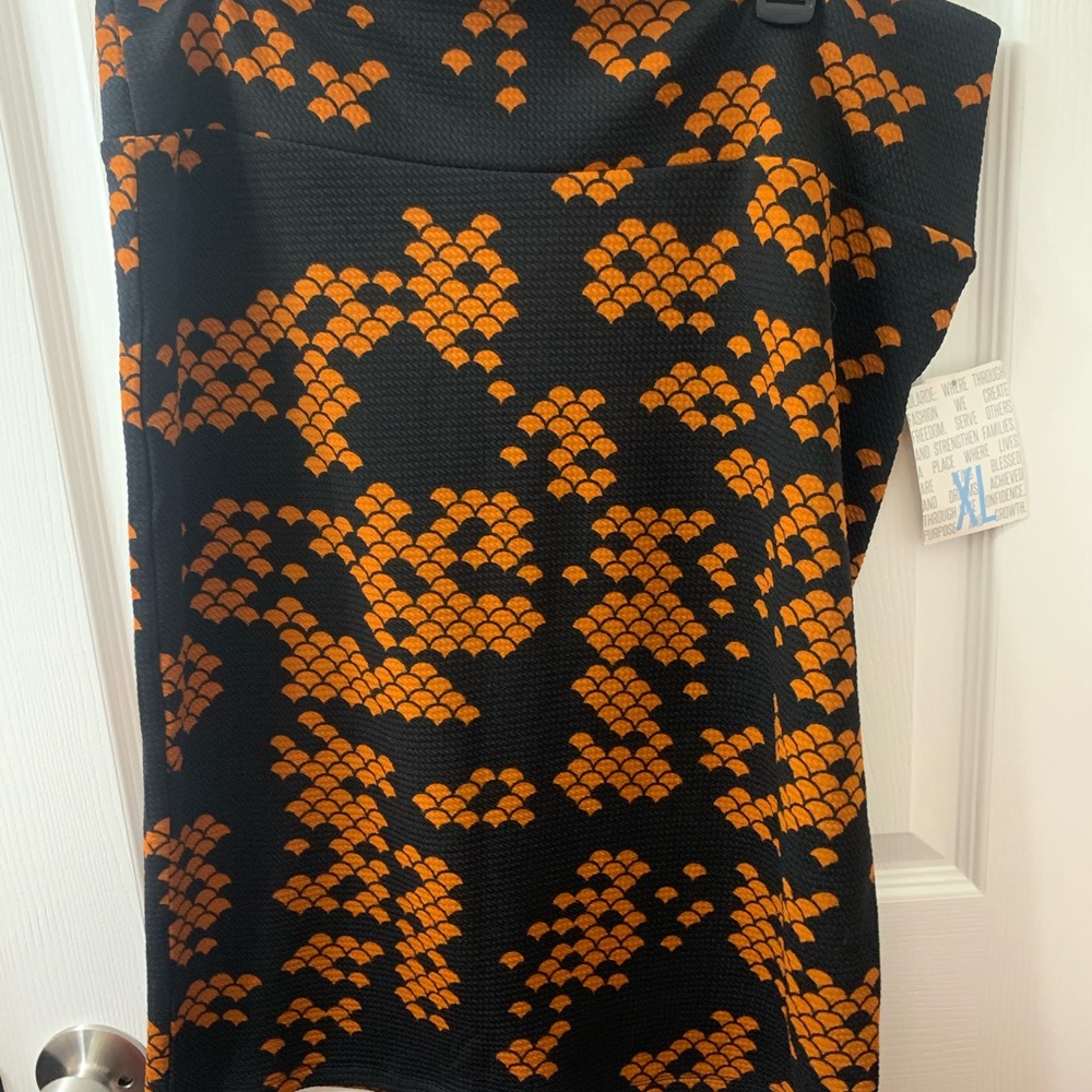 LulaRoe Cassie Pencil Skirt black brown mermaid XL